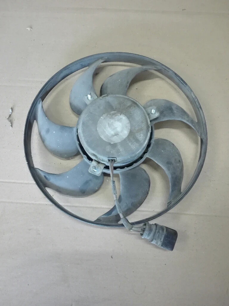 Перка Фолксваген Голф 5 2.0GTI