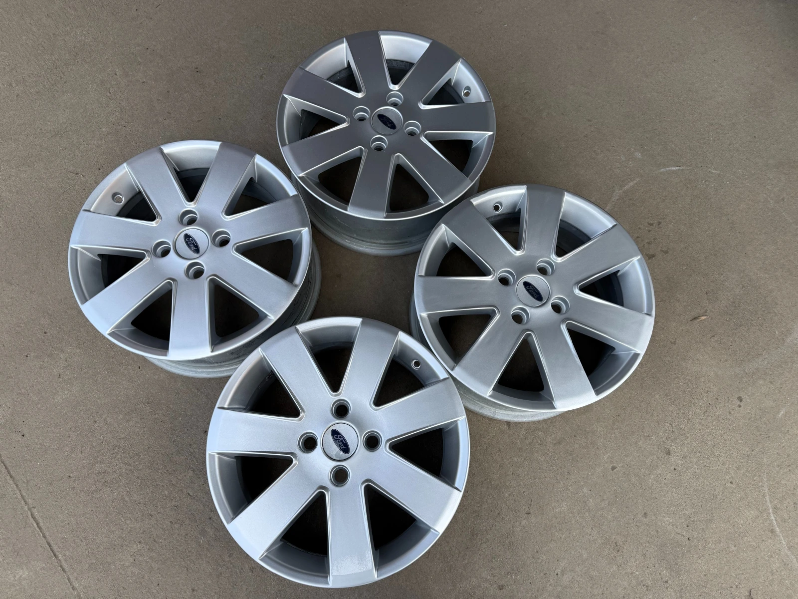 ������ | Mobile.bg � ����������� 7