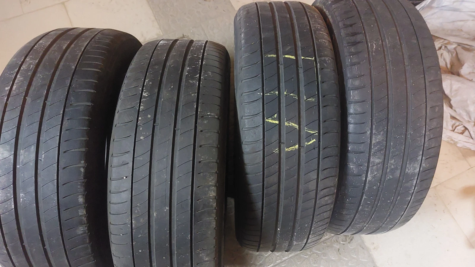 ���� � ������ 205/65R17 | Mobile.bg � ����������� 4