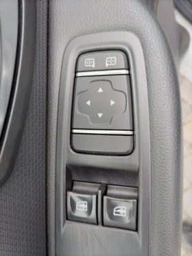 Renault Clio 0.9Tce/75к.с. N1 (3+ 1)места, снимка 16