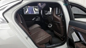 BMW 740 * M PACK* MAX* 360* Ambient Light* Head-up* ПАНО* , снимка 10