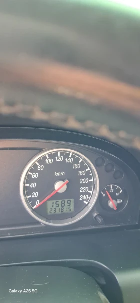 Ford Mondeo 1.8Ghia Нова Газ, снимка 9