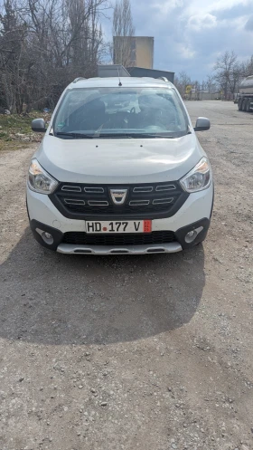 Dacia Lodgy Stepway - 9000 € / 17602.47 лв. - 84694218 3