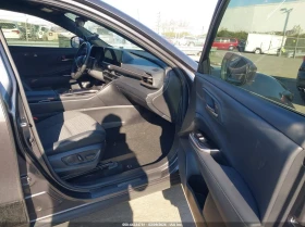 Toyota Crown 2.5L I-4 DI, DOHC, VVT, 184HP All Wheel Drive - 23700 € / 46353.17 лв. - 61865506 5