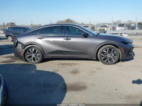 Toyota Crown 2.5L I-4 DI, DOHC, VVT, 184HP All Wheel Drive - 23700 € / 46353.17 лв. - 61865506 13