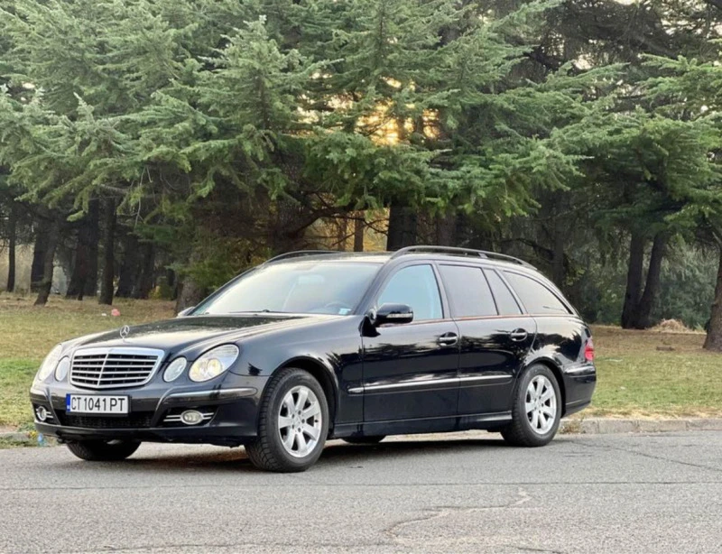 Mercedes-Benz E 220 E 220 2.2 Avantgarde, снимка 1 - Автомобили и джипове - 47136754