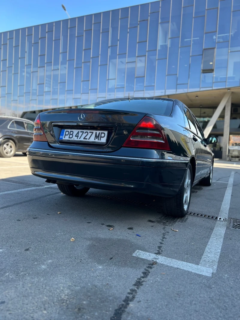 Mercedes-Benz C 220 CDI, снимка 12 - Автомобили и джипове - 47926802