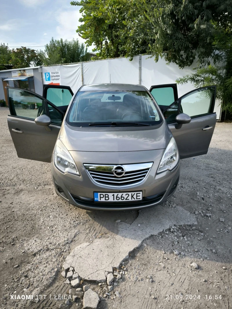 Opel Meriva, снимка 11 - Автомобили и джипове - 48021695