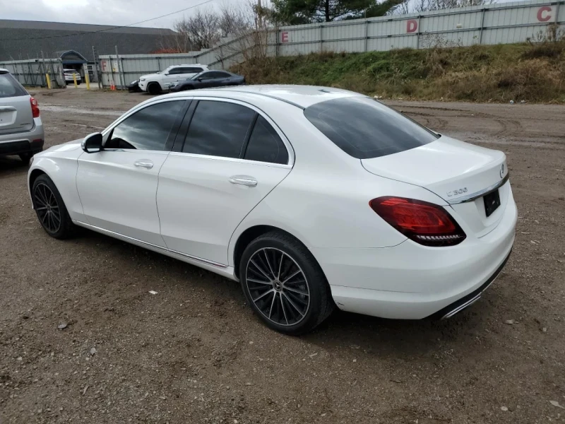 Mercedes-Benz C 300, снимка 2 - Автомобили и джипове - 48725028