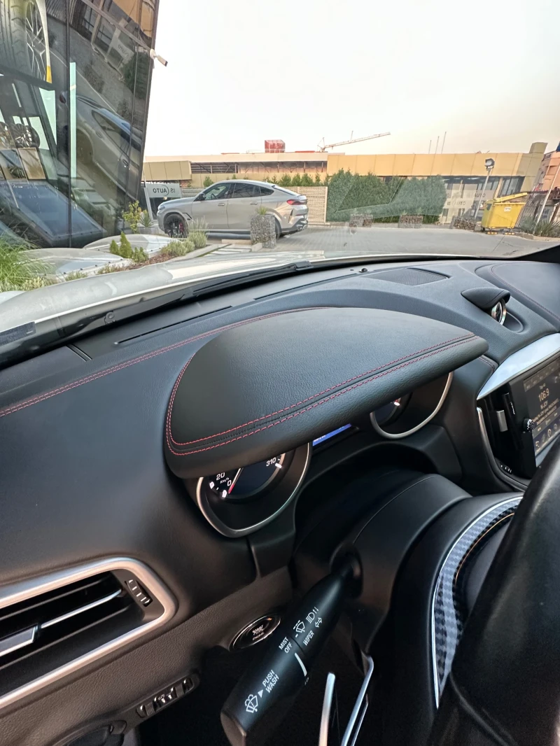 Maserati Ghibli SQ4* 3.0* V6* Bi-Turbo* 85 000km* Carbon* Keyless , снимка 14 - Автомобили и джипове - 49185647