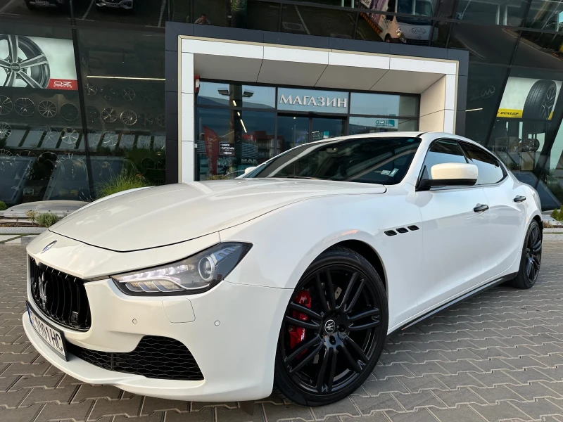 Maserati Ghibli SQ4* 3.0* V6* Bi-Turbo* 85 000km* Carbon* Keyless , снимка 3 - Автомобили и джипове - 49185647