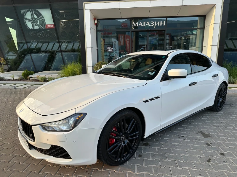Maserati Ghibli SQ4* 3.0* V6* Bi-Turbo* 85 000km* Carbon* Keyless , снимка 6 - Автомобили и джипове - 49185647