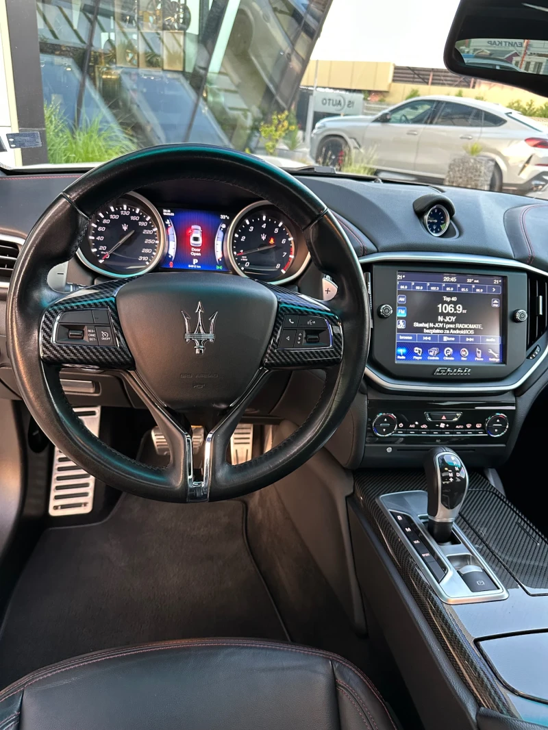 Maserati Ghibli SQ4* 3.0* V6* Bi-Turbo* 85 000km* Carbon* Keyless , снимка 15 - Автомобили и джипове - 49185647