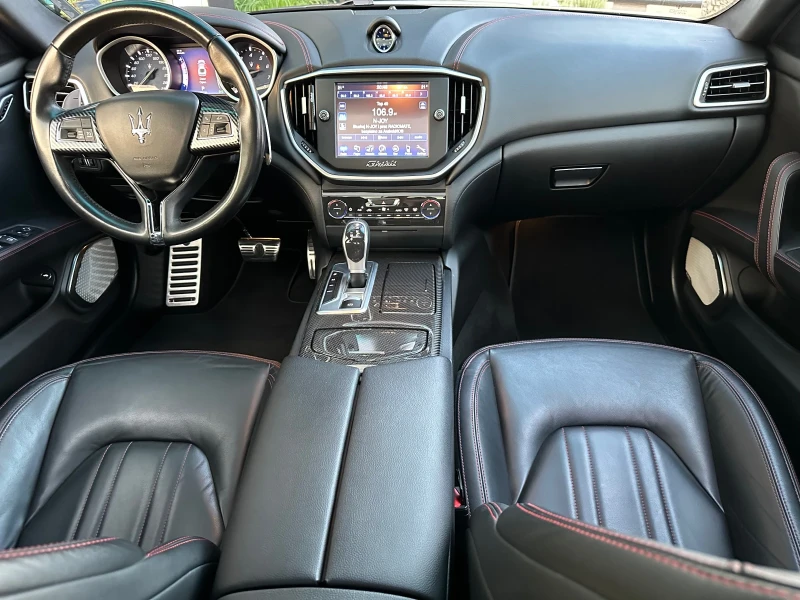 Maserati Ghibli SQ4* 3.0* V6* Bi-Turbo* 85 000km* Carbon* Keyless , снимка 13 - Автомобили и джипове - 49185647