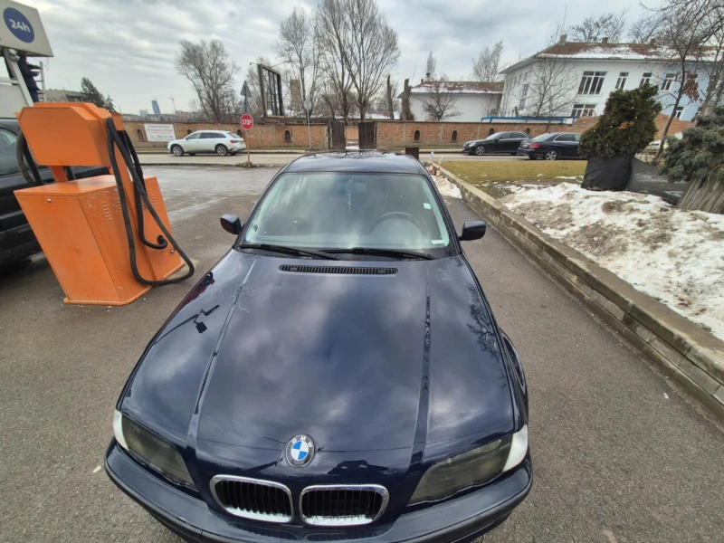 BMW 320 чипосана, снимка 1 - Автомобили и джипове - 49274292