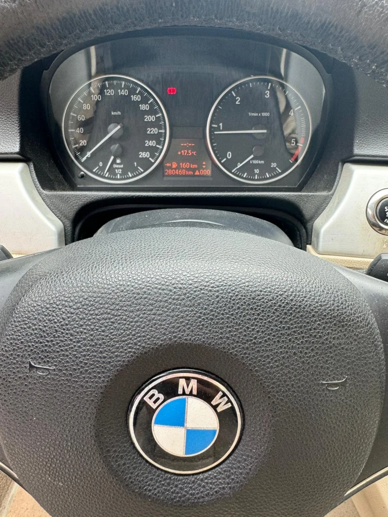 BMW 320, снимка 8 - Автомобили и джипове - 52462928