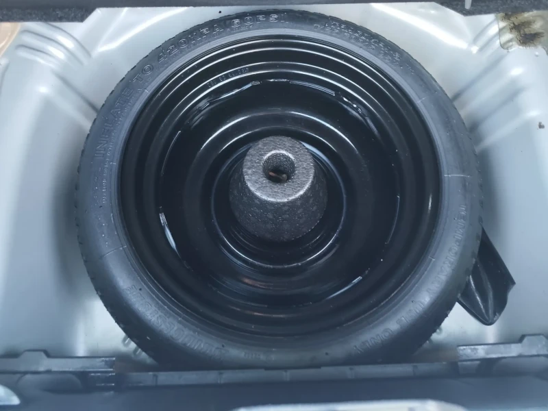 Toyota Yaris 1.4D-4D* KLIMA* , снимка 12 - Автомобили и джипове - 52279351