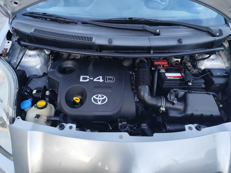Toyota Yaris 1.4D-4D* KLIMA* , снимка 14 - Автомобили и джипове - 52279351
