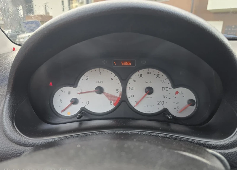 Peugeot 206 1.6 HDI 109 HP, снимка 9 - Автомобили и джипове - 53241862
