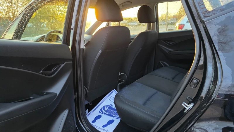 Hyundai Ix20 УНИКАТ/1.6d/116hp, снимка 11 - Автомобили и джипове - 53329276