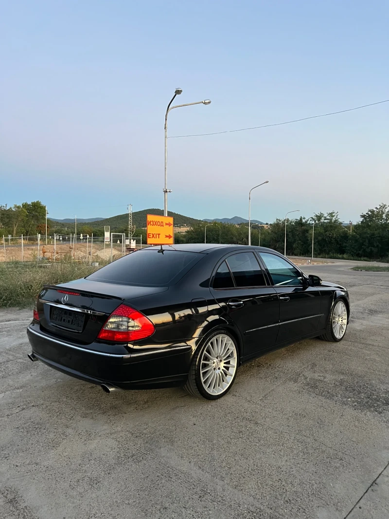 Mercedes-Benz E 320 CDI V6 Facelift 224кс AMG пакет, със ВСИЧКИ ЕКСТРИ - 15400 лв. - 40926434 1