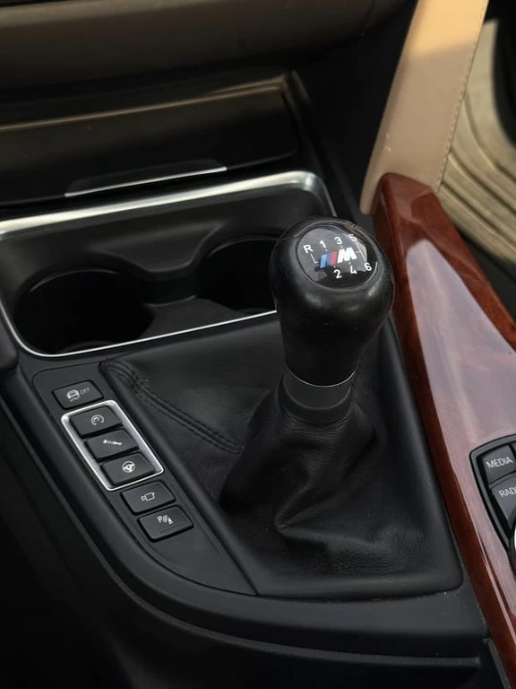 BMW M4 * 2dr Cpe * CARFAX * БЕЗ ПЪРВОНАЧАЛНА ВНОСКА, снимка 14 - Автомобили и джипове - 53075329