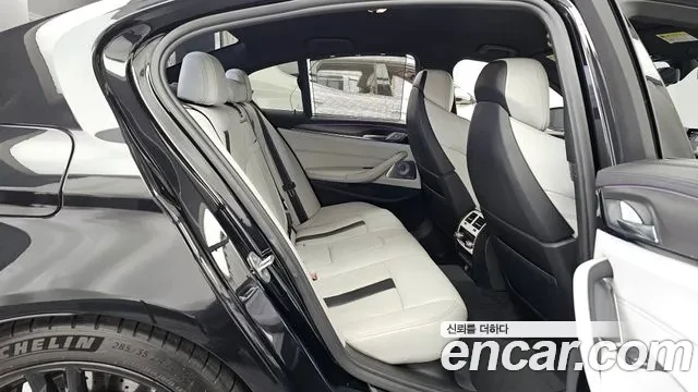 BMW M5 BOWERS&WILKINS | M EXHAUST, снимка 10 - Автомобили и джипове - 55076076