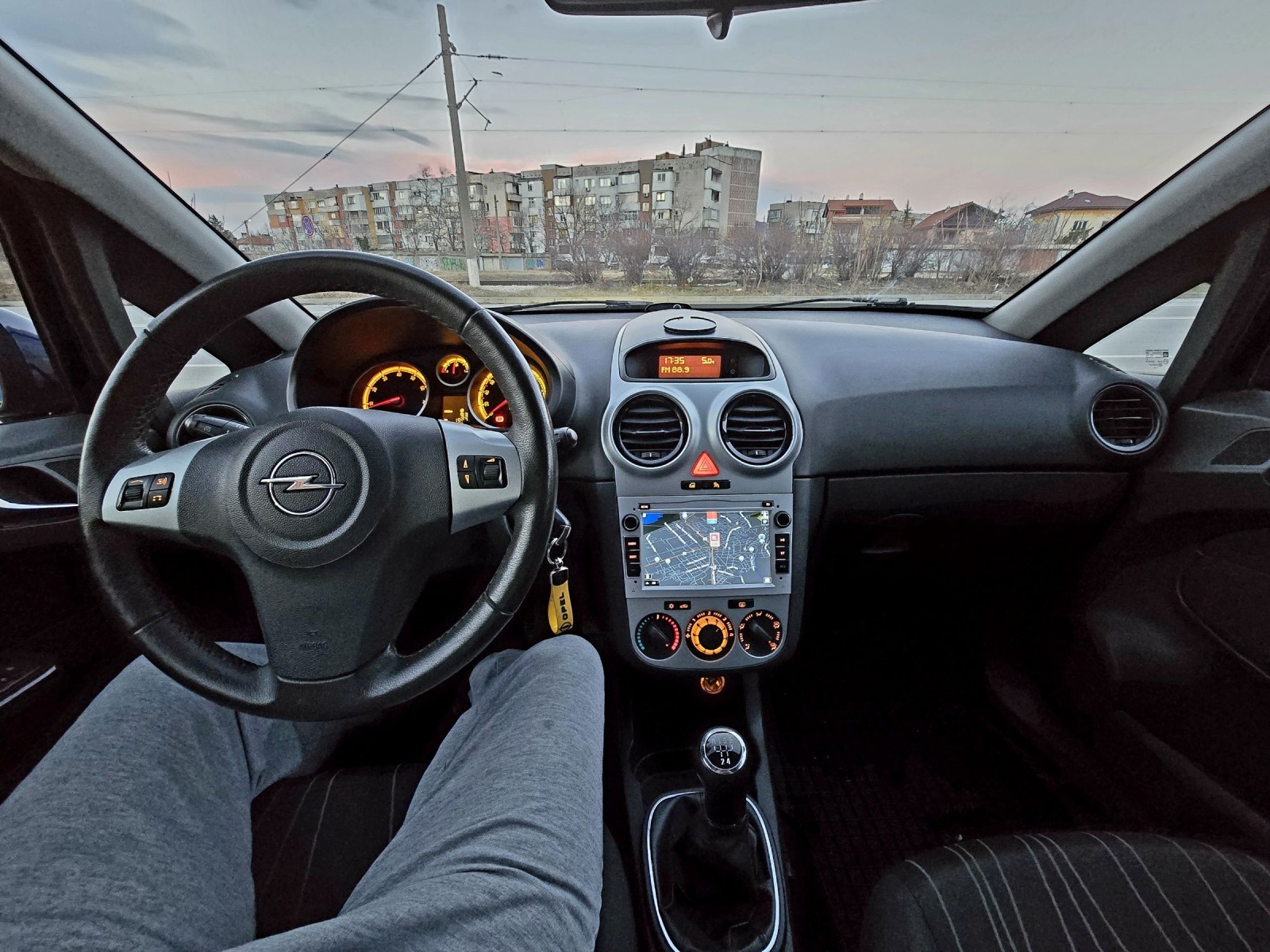 Opel Corsa D - изображение 1