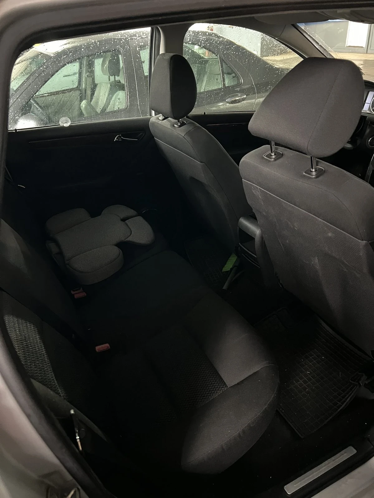 Mercedes-Benz A 180  - изображение 8