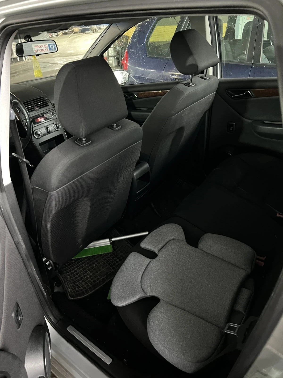 Mercedes-Benz A 180  - изображение 9