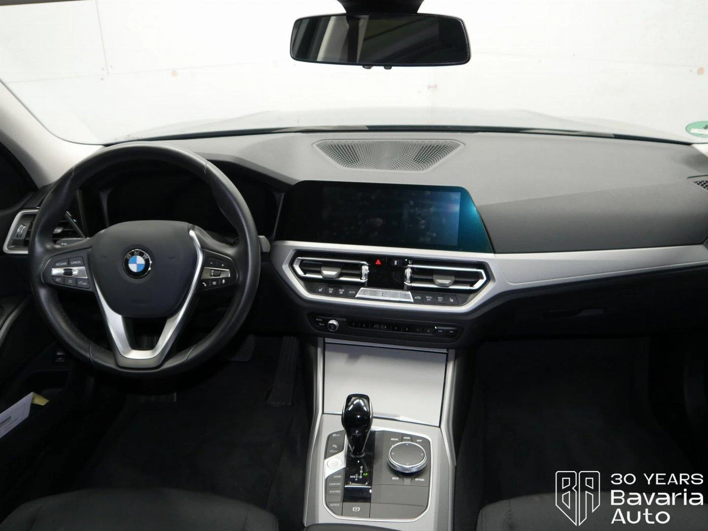 BMW 318 i Touring Steptronic Advantage - изображение 5