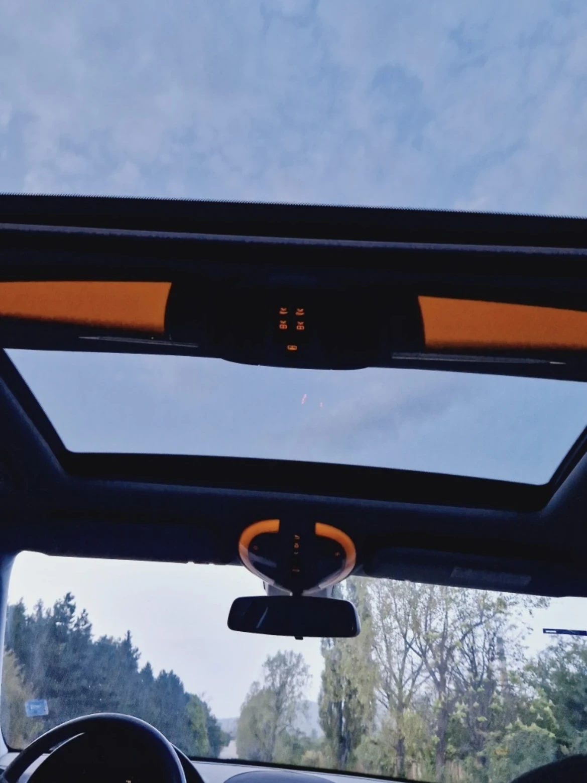 Mercedes-Benz E 220  - изображение 3