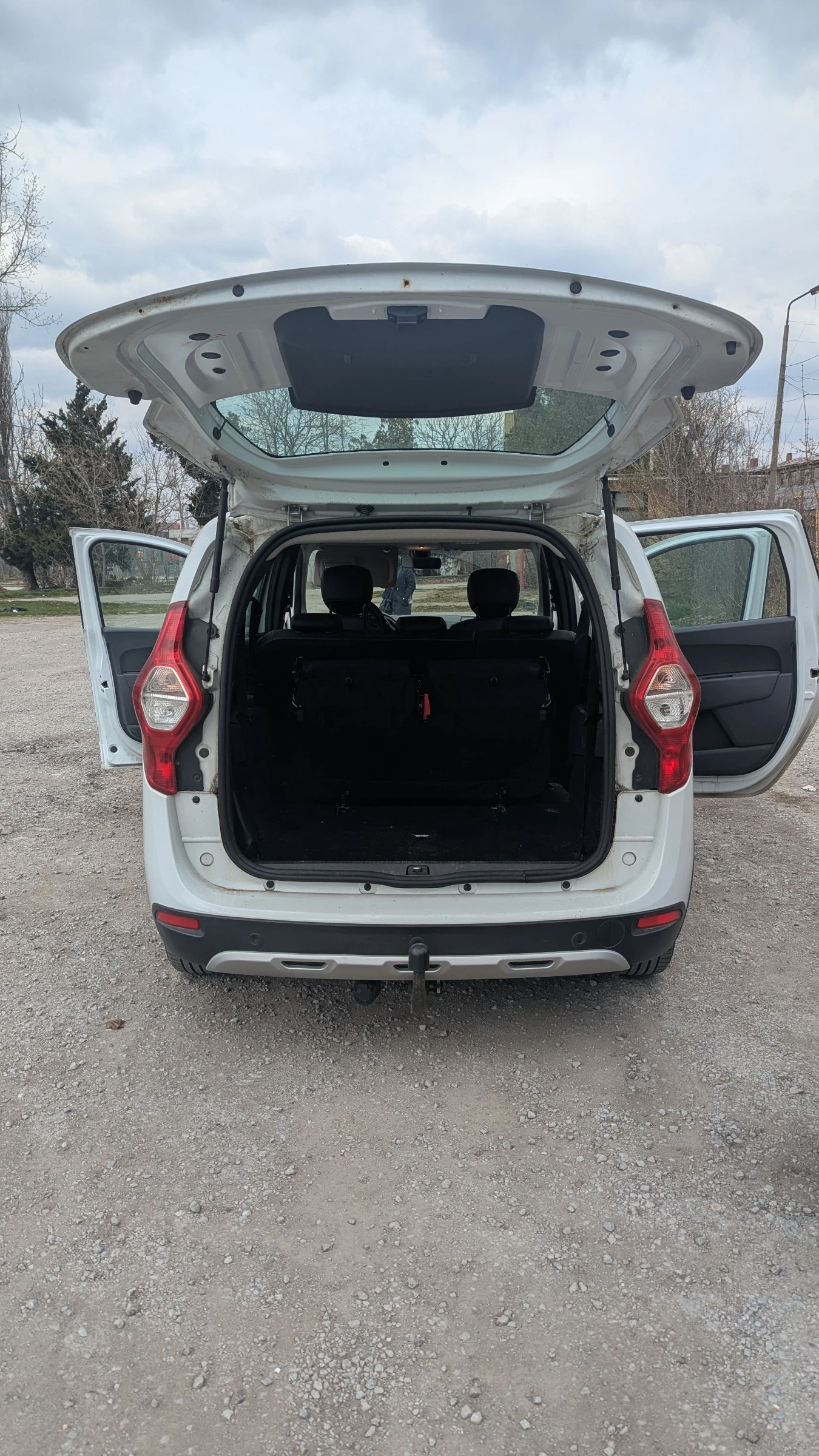 Dacia Lodgy Stepway, снимка 5 - Автомобили и джипове - 53929616