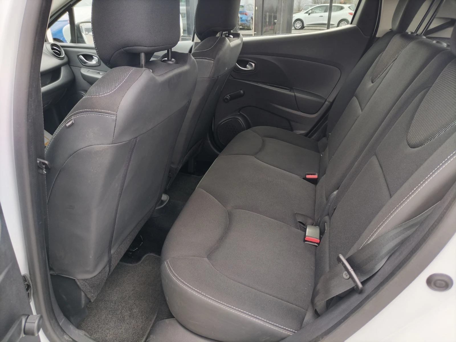 Renault Clio 0.9Tce/75к.с. N1 (3+ 1)места, снимка 13 - Автомобили и джипове - 54055453
