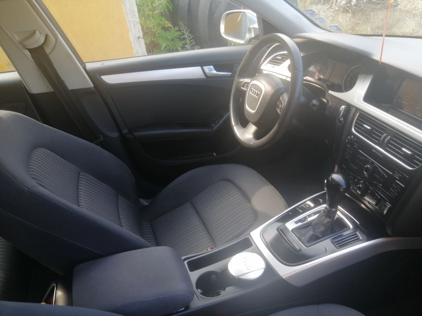 Audi A4 А4 2011 /2.0TDI , снимка 16 - Автомобили и джипове - 54128397