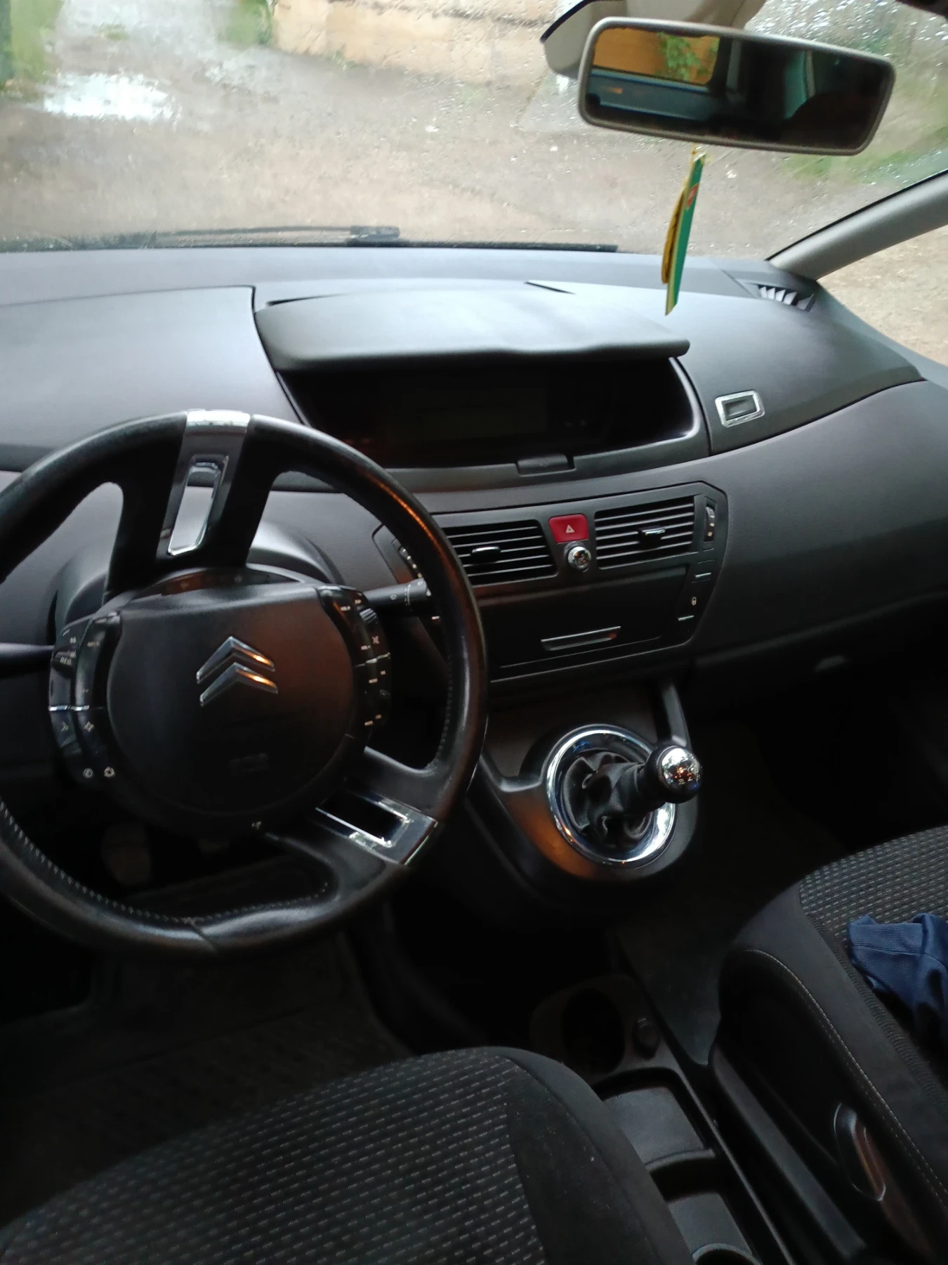 Citroen Grand C4 Picasso 1.6 hdi, снимка 7 - Автомобили и джипове - 54637401