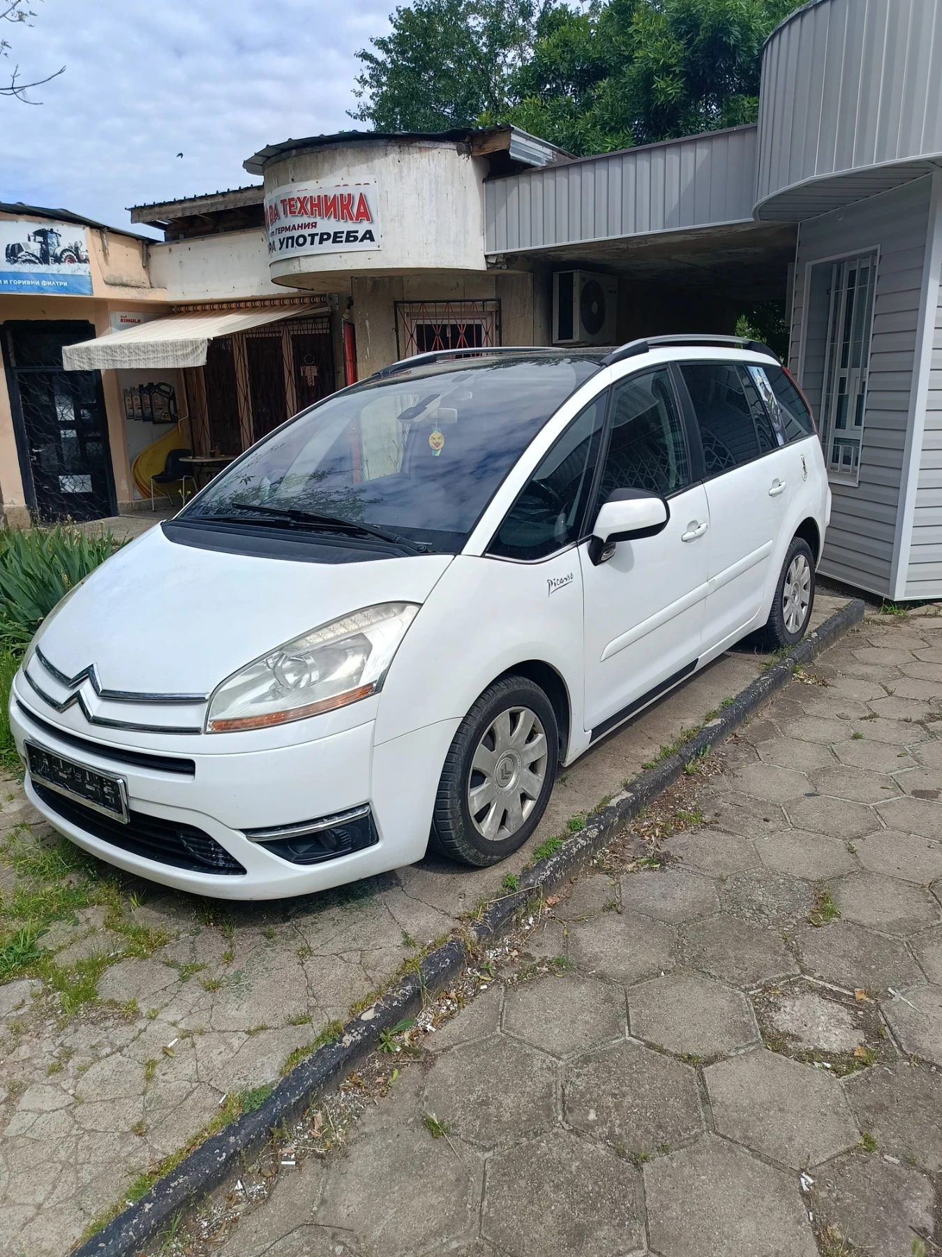 Citroen Grand C4 Picasso 1.6 hdi, снимка 3 - Автомобили и джипове - 54637401