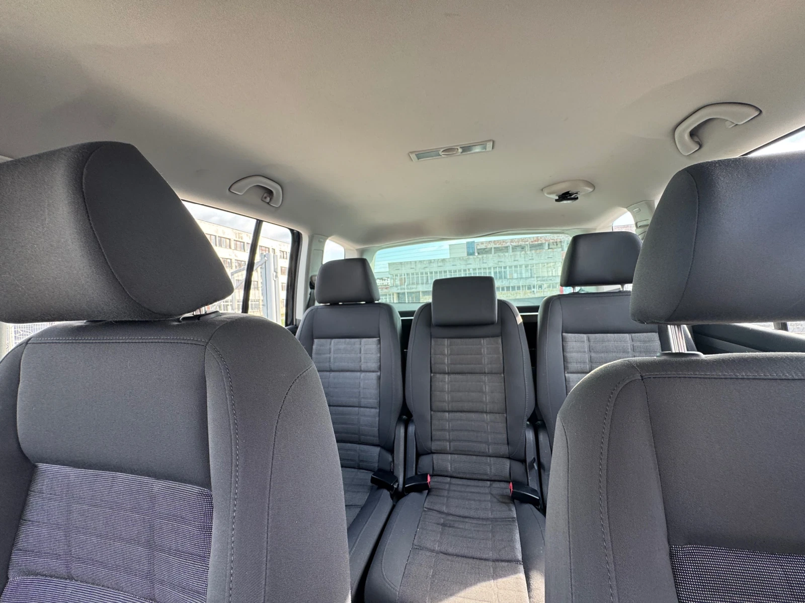 VW Touran 1.9TDI KLIMATIK, снимка 12 - Автомобили и джипове - 54657246