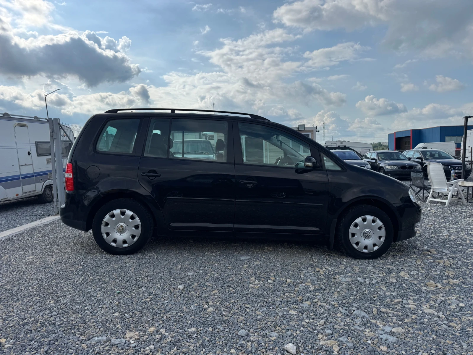 VW Touran 1.9TDI KLIMATIK, снимка 4 - Автомобили и джипове - 54657246