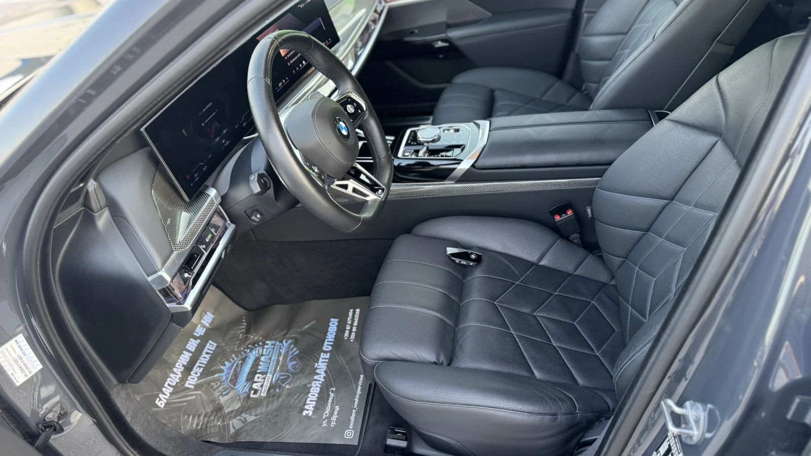 BMW 740 xDrive* MSportPRO* IconicGlow* B&W* Carbon* HuD, снимка 10 - Автомобили и джипове - 55195281
