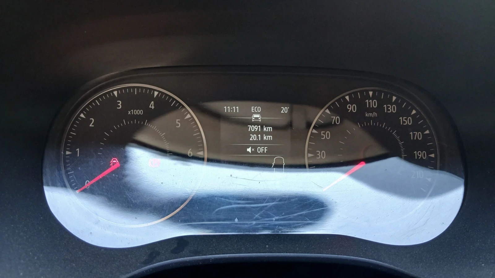Dacia Logan 1.0 LPG, снимка 5 - Автомобили и джипове - 56052750