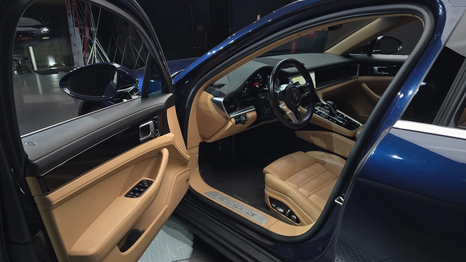Porsche Panamera 2.9 4S | 4x4 | Кожа | 360  камера | Вентилация, снимка 10 - Автомобили и джипове - 56173899