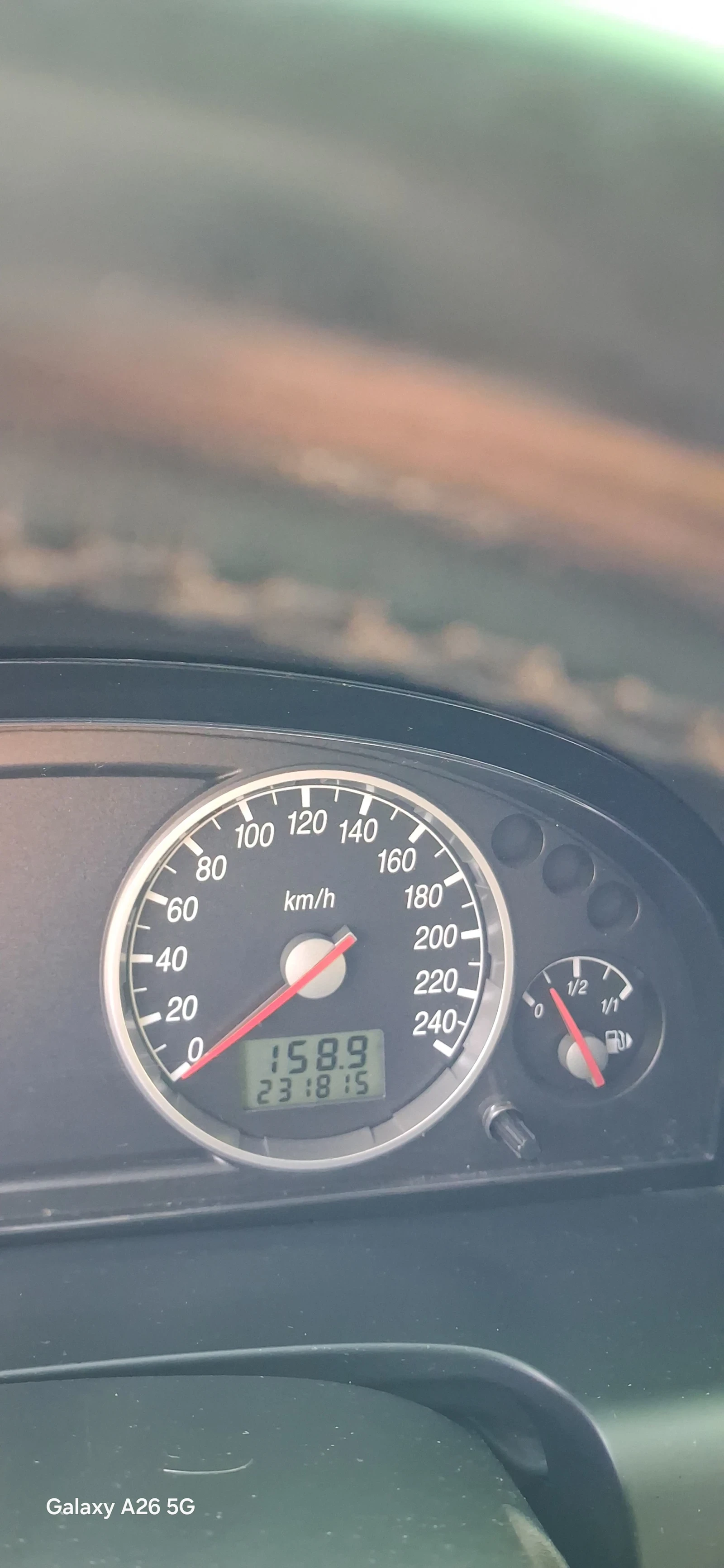 Ford Mondeo 1.8Ghia Нова Газ, снимка 9 - Автомобили и джипове - 56194376