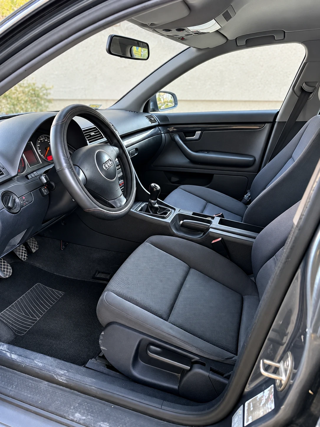 Audi A4, снимка 16 - Автомобили и джипове - 56357232