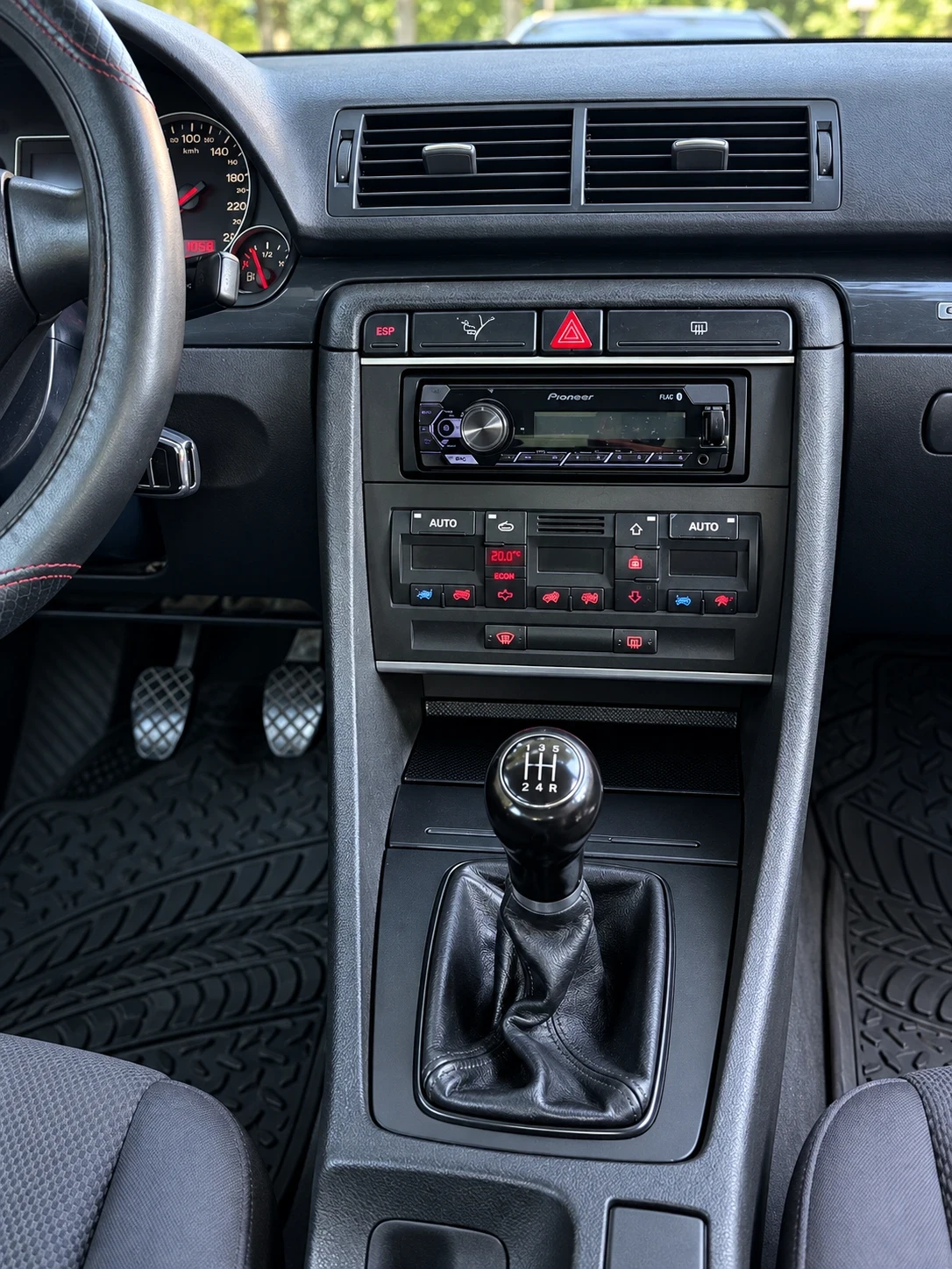 Audi A4, снимка 11 - Автомобили и джипове - 56357232