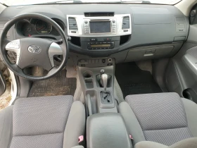 Toyota Hilux Автомат 3.0D4D, снимка 8