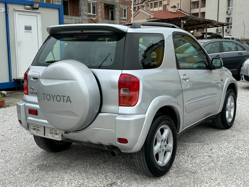 Toyota Rav4 2, 0 VVTi* ГАЗ* 4x4* ИТАЛИЯ, снимка 6 - Автомобили и джипове - 45783099