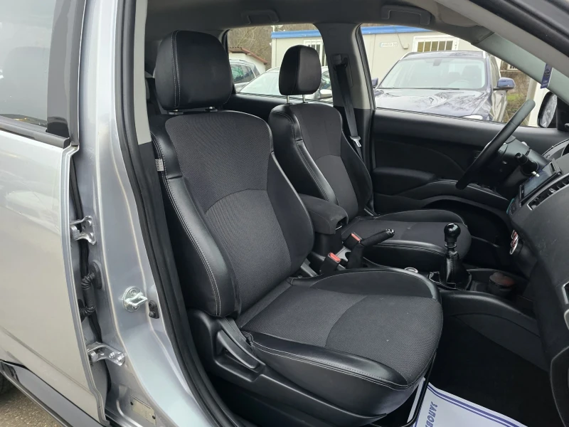 Citroen C-Crosser 2.2D 156к.с 6+ 1места Топ състояние , снимка 13 - Автомобили и джипове - 51810186