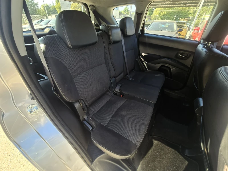 Citroen C-Crosser 2.2D 156к.с 6+ 1места Топ състояние , снимка 14 - Автомобили и джипове - 51810186