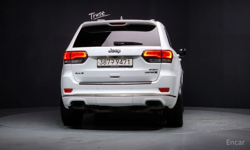 Jeep Grand cherokee, снимка 4 - Автомобили и джипове - 53206626